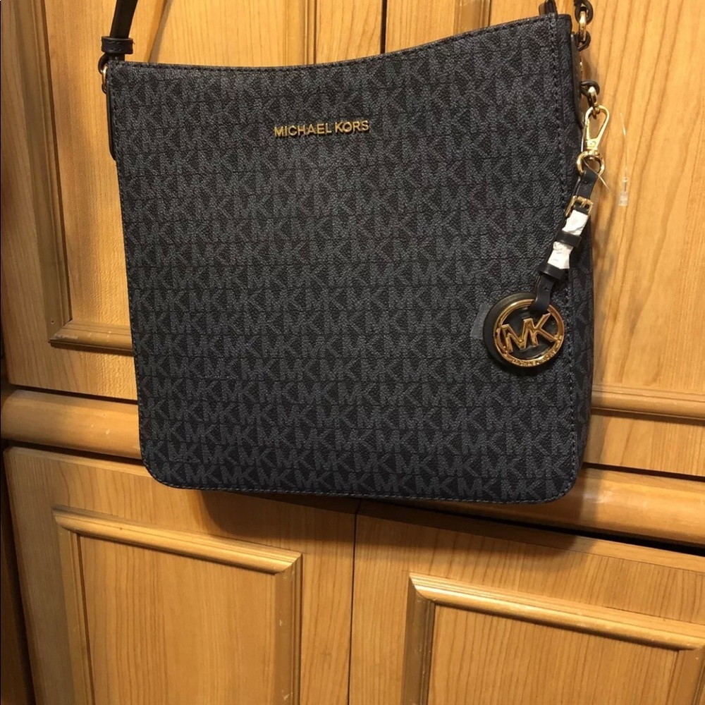 Michael Kors Jet Ser signature messenger bag blue